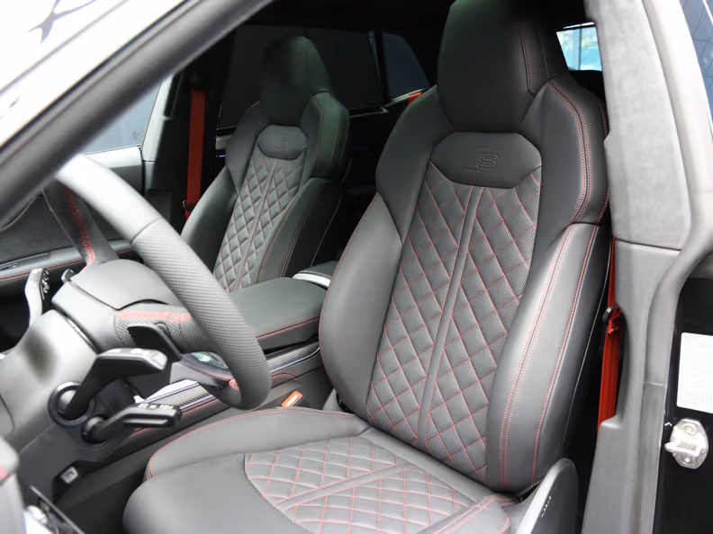 Audi Q8 - 19