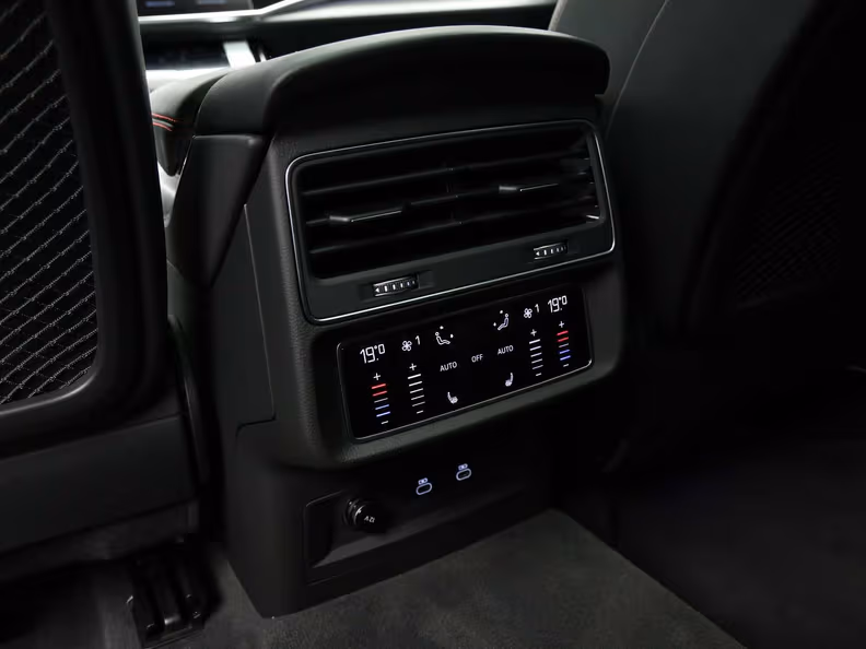 Audi Q8 - 23