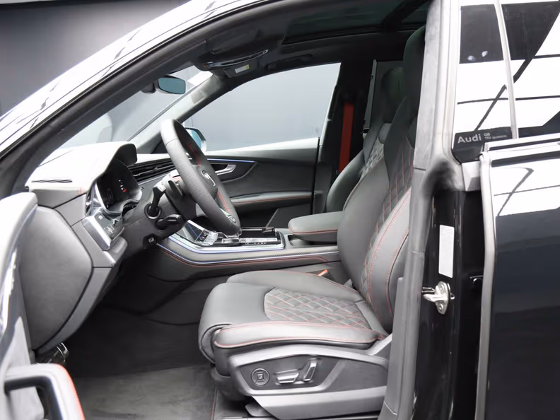 Audi Q8 - 3