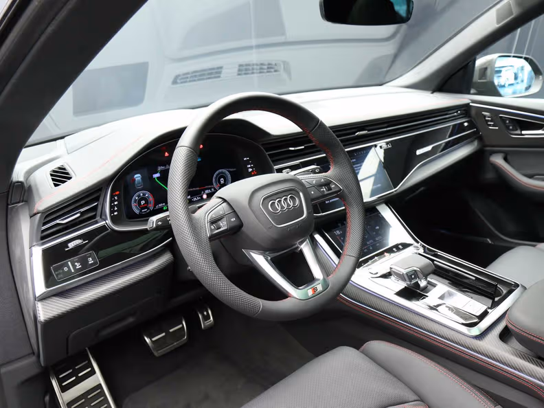 Audi Q8 - 20