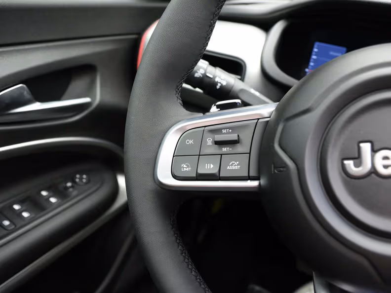 Jeep Renegade - 28