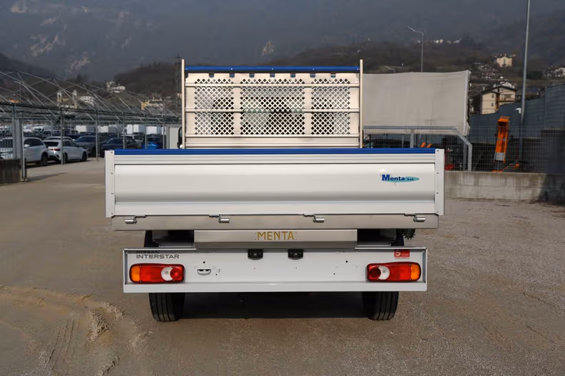 Nissan Interstar - 5