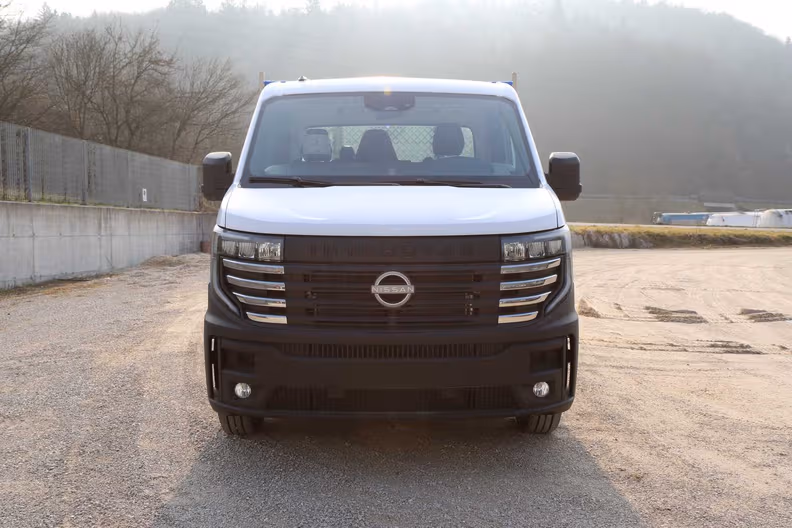 Nissan Interstar - 9
