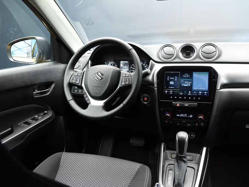 Suzuki Vitara - 21