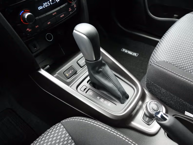 Suzuki Vitara - 26