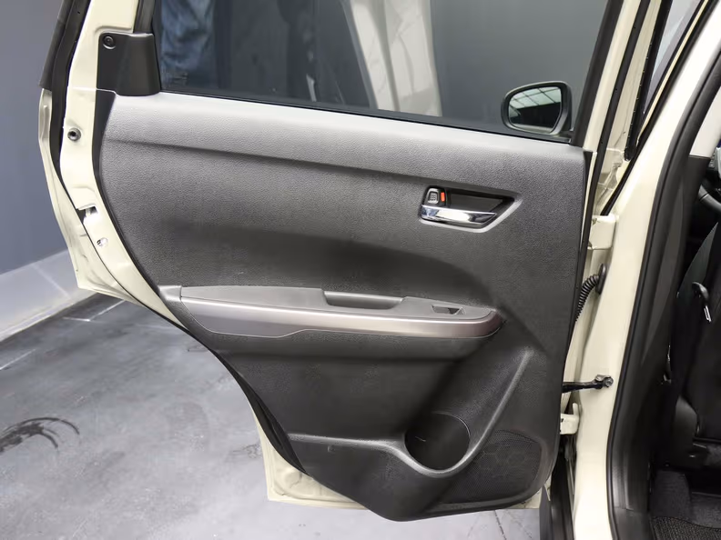 Suzuki Vitara - 18
