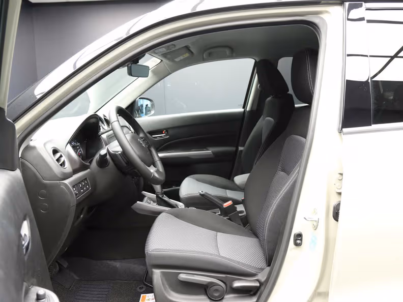 Suzuki Vitara - 3