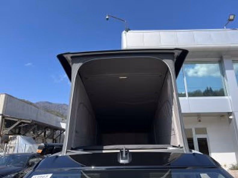 Volkswagen Caravelle - 65