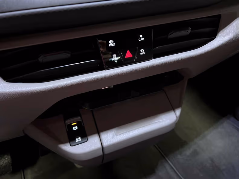Volkswagen Caravelle - 45