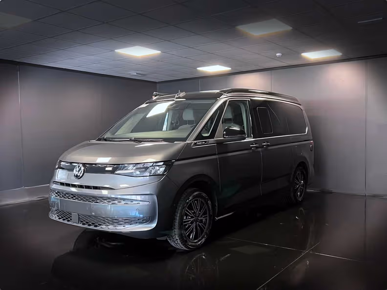 Volkswagen Caravelle - 1