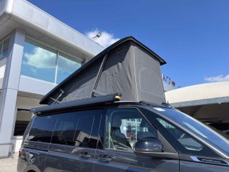 Volkswagen Caravelle - 64