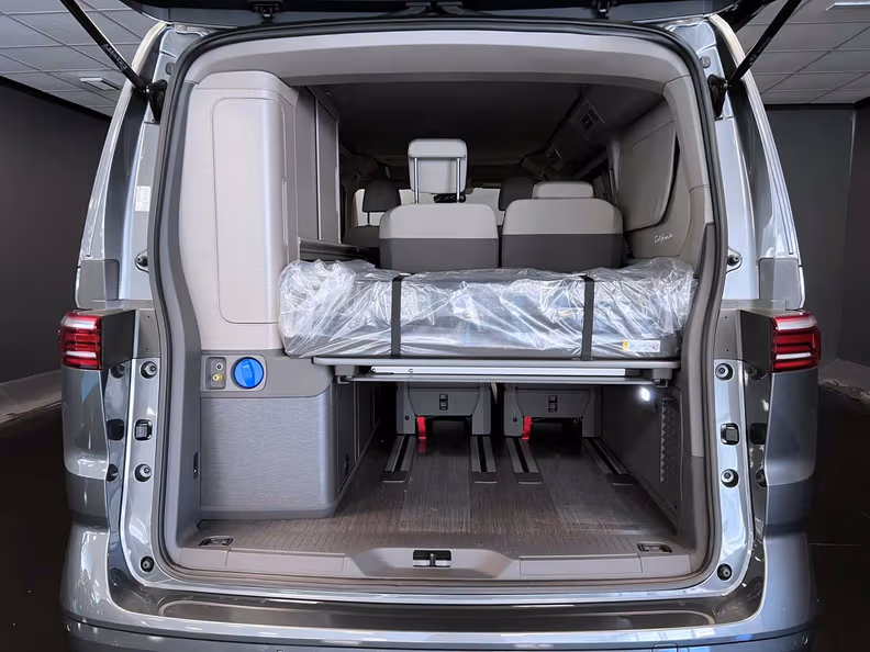 Volkswagen Caravelle - 34
