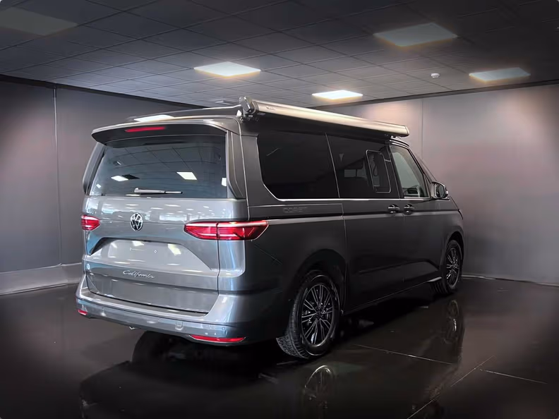 Volkswagen Caravelle - 7