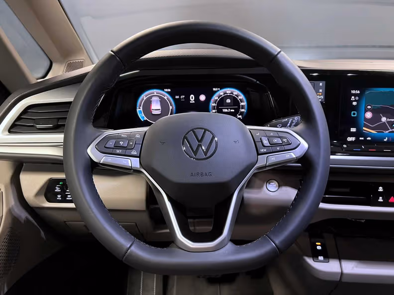 Volkswagen Caravelle - 20