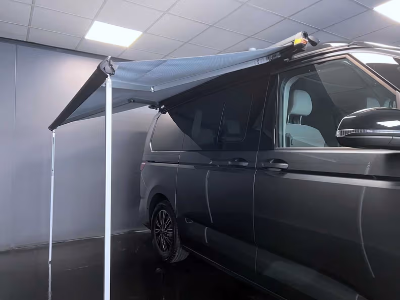 Volkswagen Caravelle - 63