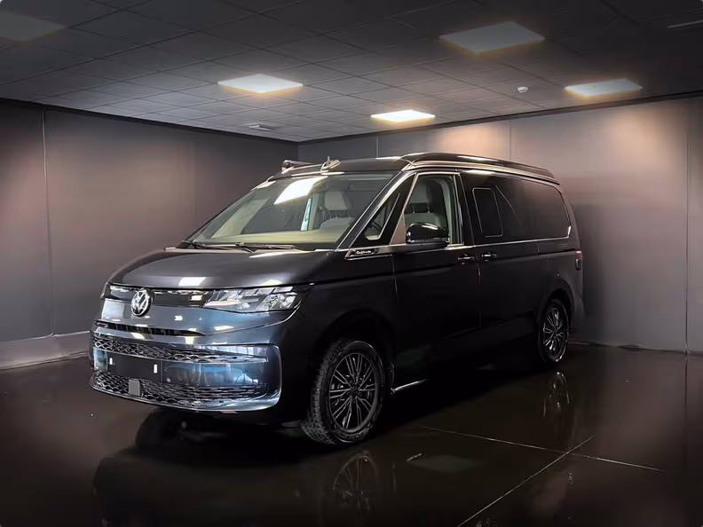 Volkswagen Caravelle - 1