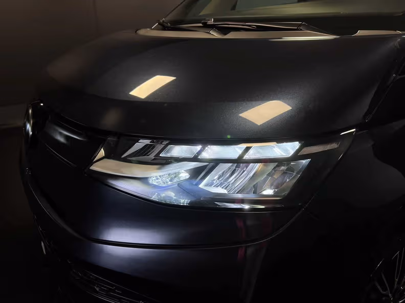 Volkswagen Caravelle - 57