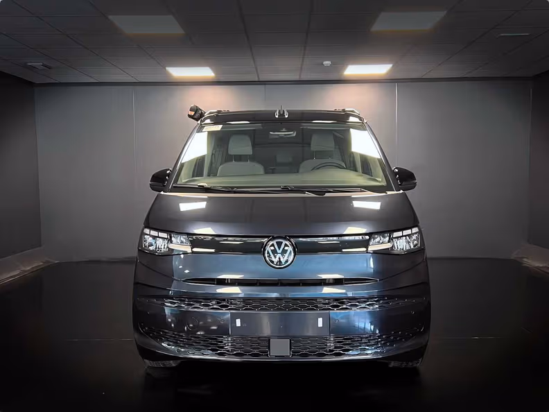 Volkswagen Caravelle - 9