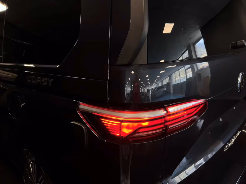 Volkswagen Caravelle - 58
