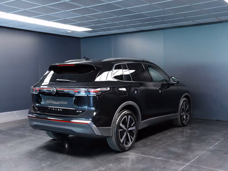 Volkswagen Tiguan - 7