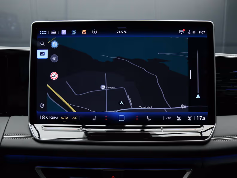Volkswagen Tiguan - 52