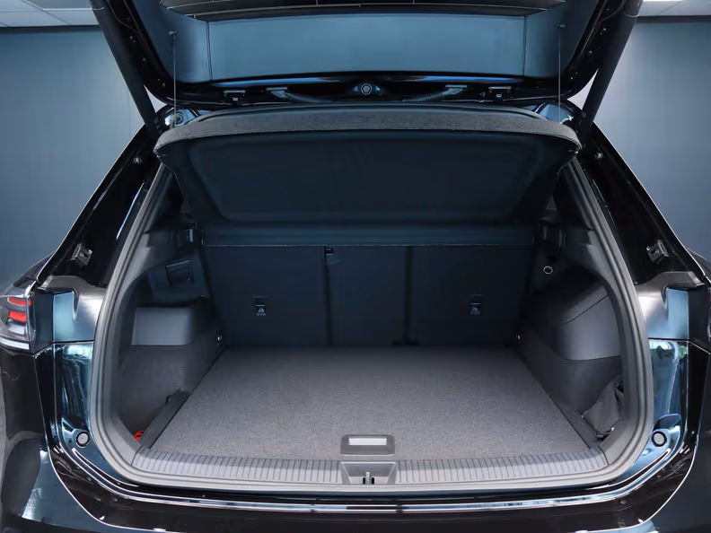 Volkswagen Tiguan - 14