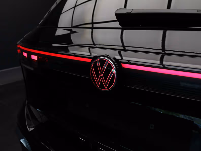 Volkswagen Tiguan - 26