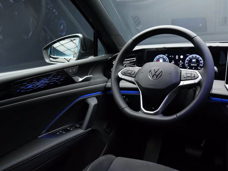 Volkswagen Tiguan - 29