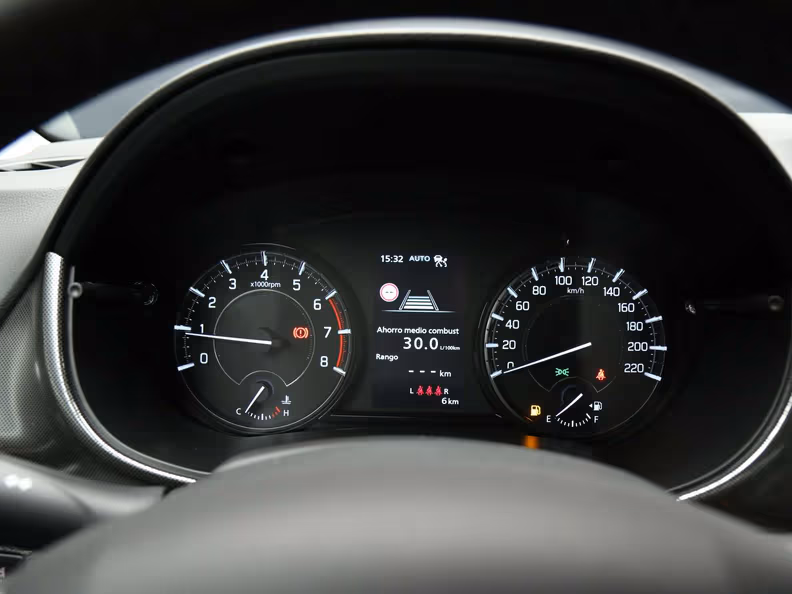 Suzuki Vitara - 37