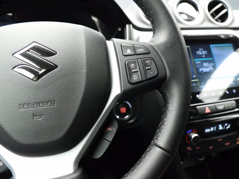 Suzuki Vitara - 33