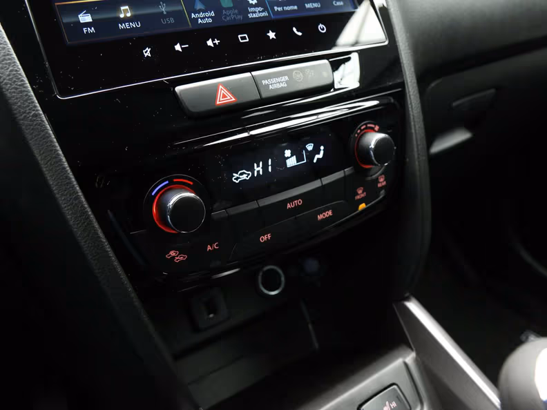 Suzuki Vitara - 32