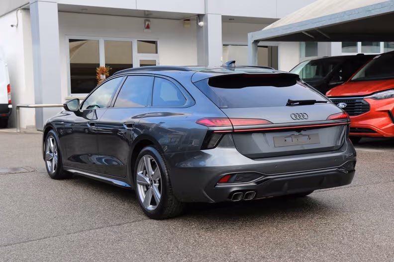 Audi A6 - 6