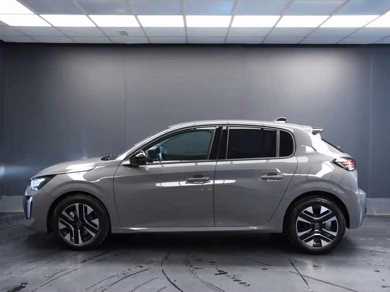 Peugeot 208 - 11