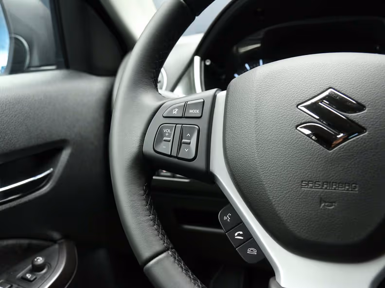 Suzuki Vitara - 23