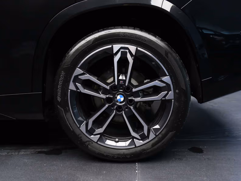 BMW X1 - 8