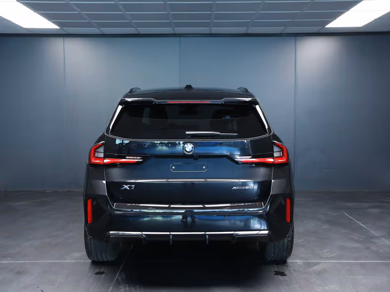 BMW X1 - 10