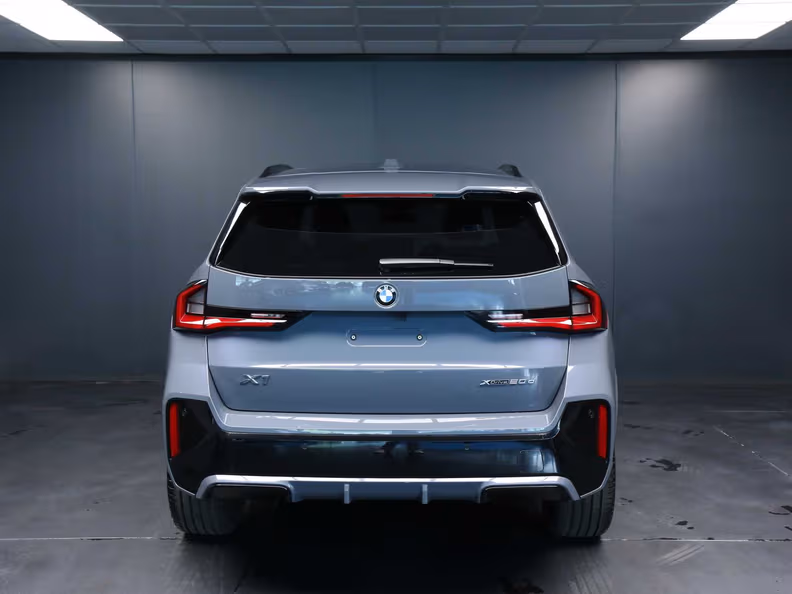 BMW X1 - 10