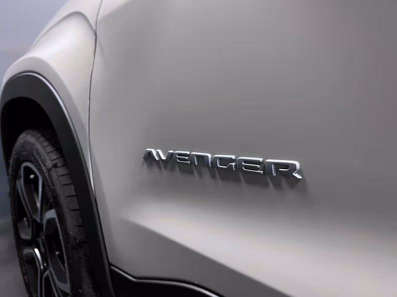Jeep Avenger - 38