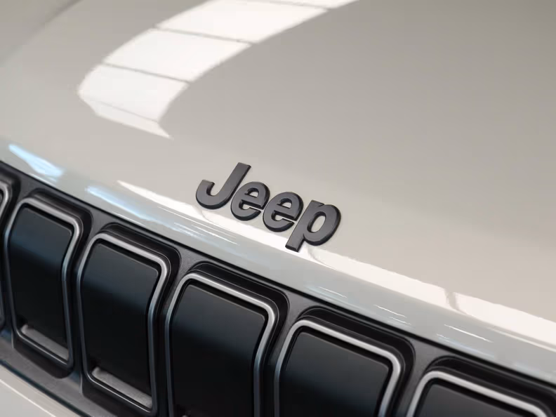 Jeep Compass - 13