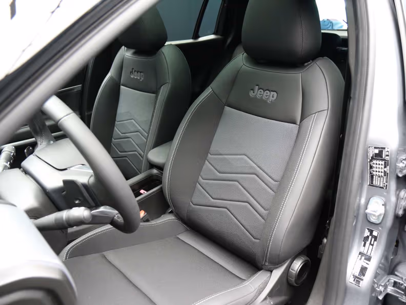 Jeep Renegade - 10