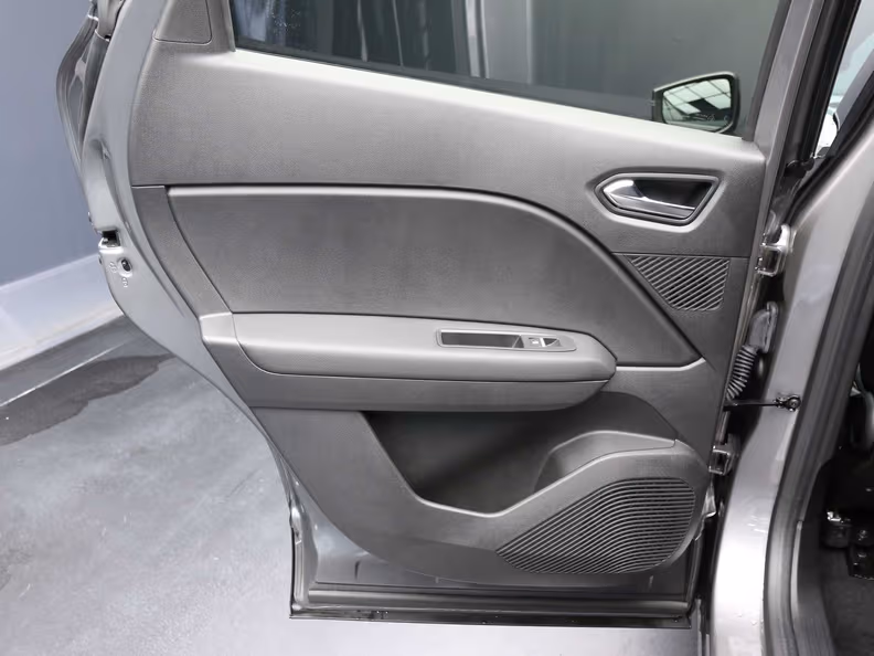 Renault Captur - 16