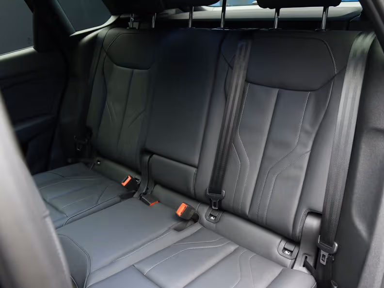 Audi Q3 - 17