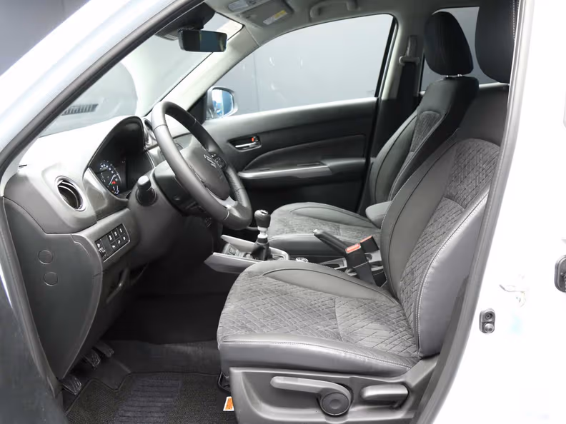 Suzuki Vitara - 3