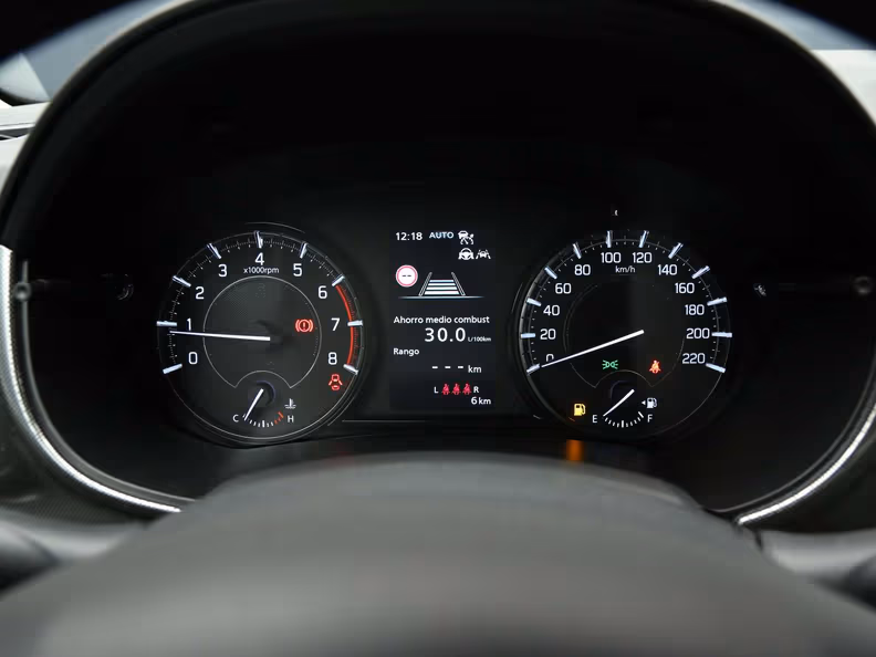 Suzuki Vitara - 22