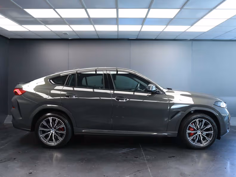 BMW X6 - 12