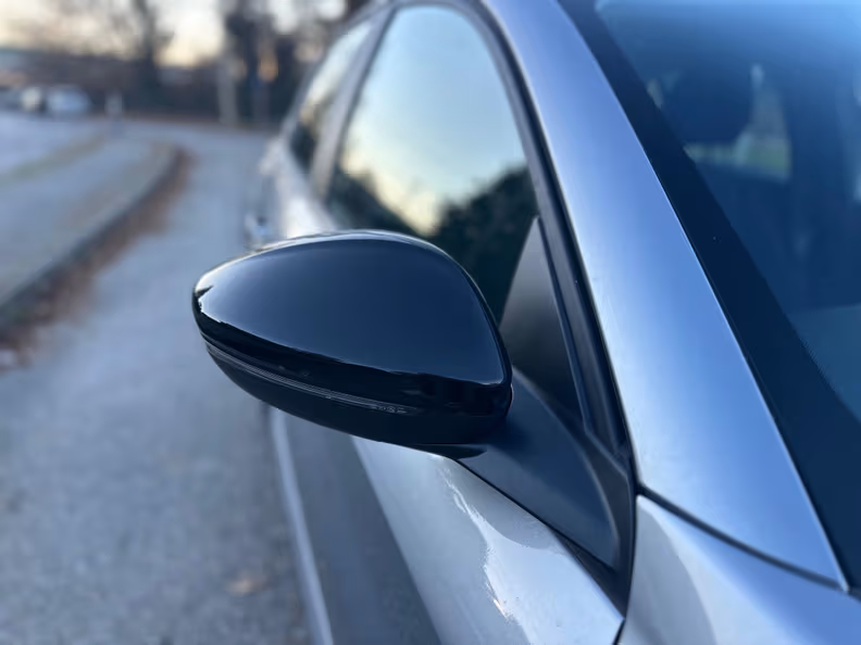 Peugeot 208 - 9
