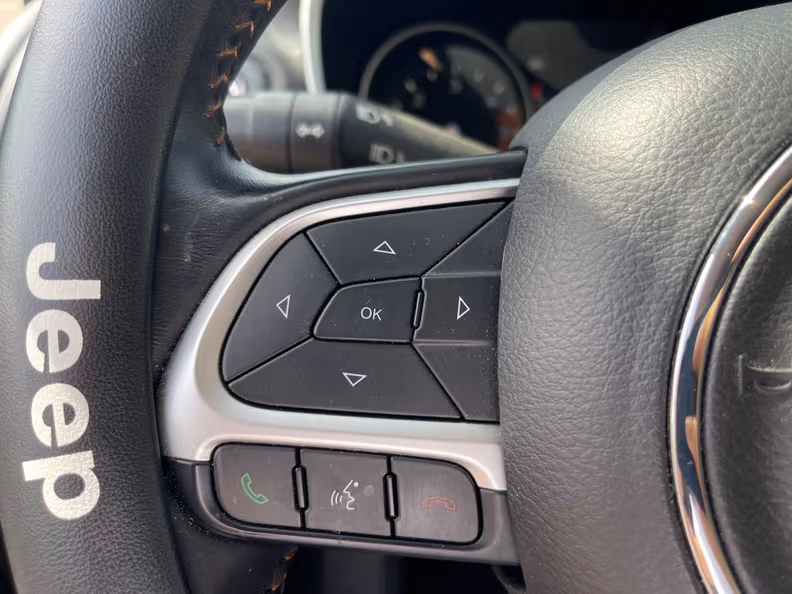 Jeep Compass - 12