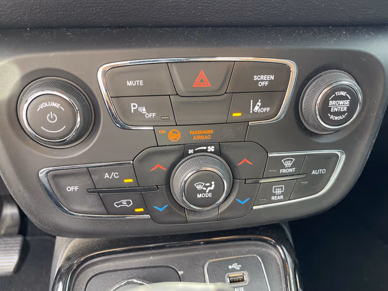Jeep Compass - 19