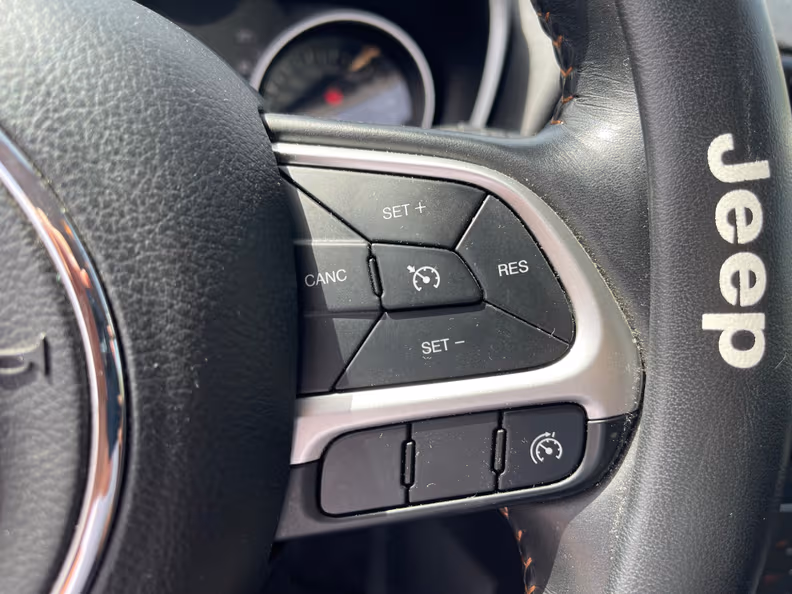 Jeep Compass - 11