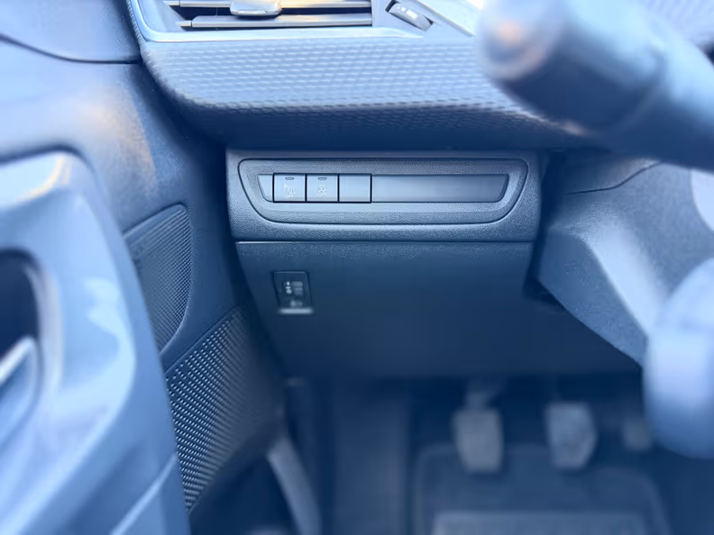 Peugeot 2008 - 13